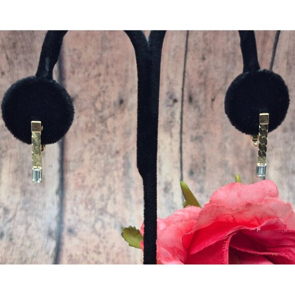 Gold Tone Drop Chain Crystal Clip On Earrings Dainty Minimalist .75" Fancy - Picture 3 of 9